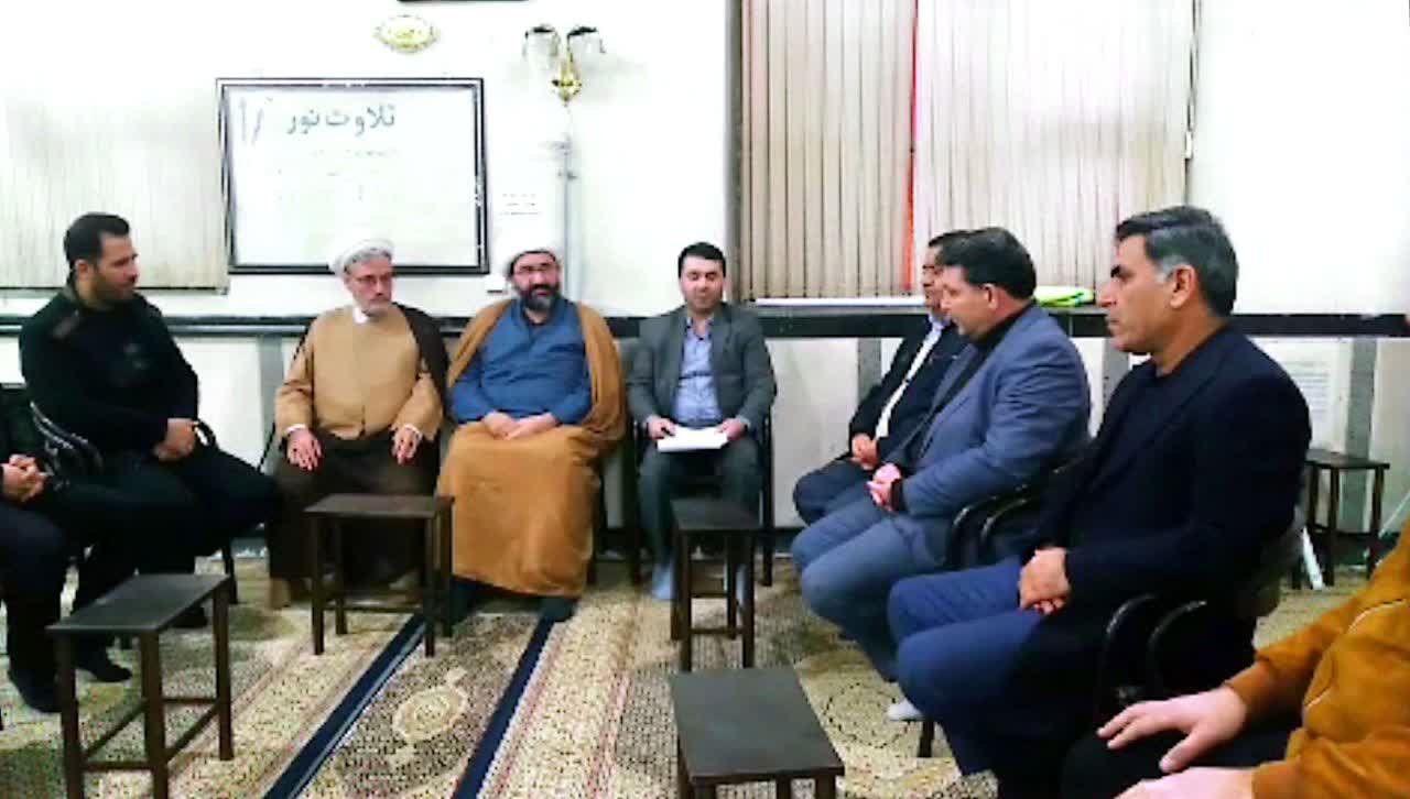 هر مسجد یک حقوقدان